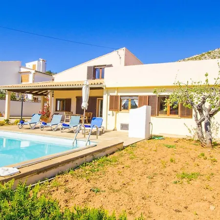 Cozy Chalet With Wifi And A / C Holiday home *